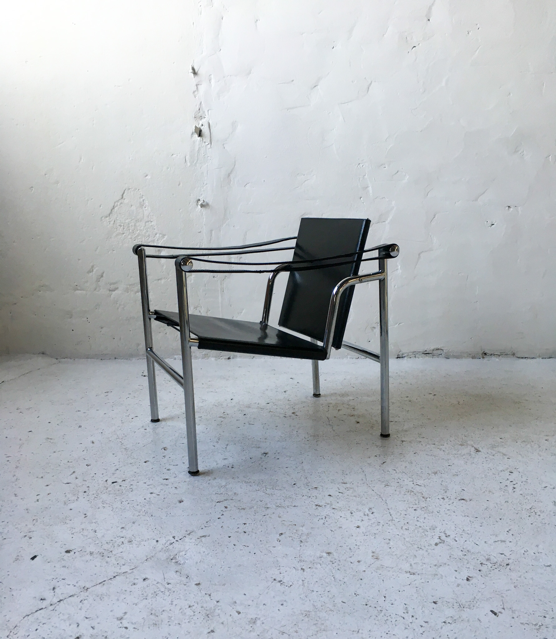 Le Corbusier fotele LC1 projekt inspirowany lata 60 70 vintage bauhaus