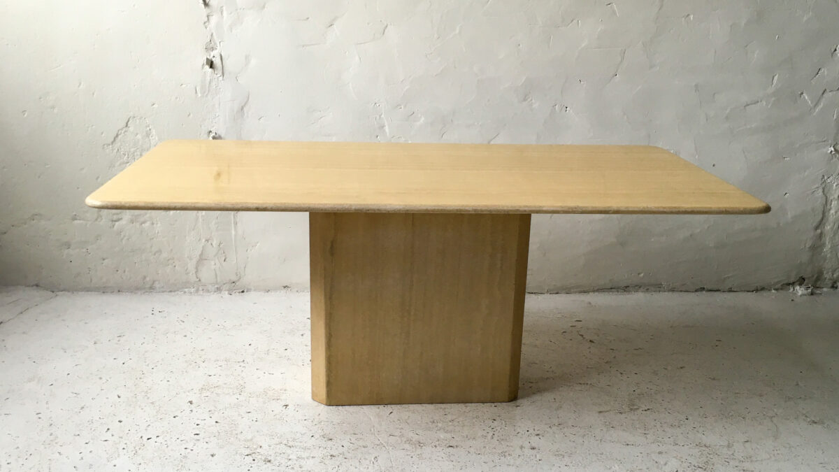 Trawertynowy stół jadalniany lata 70